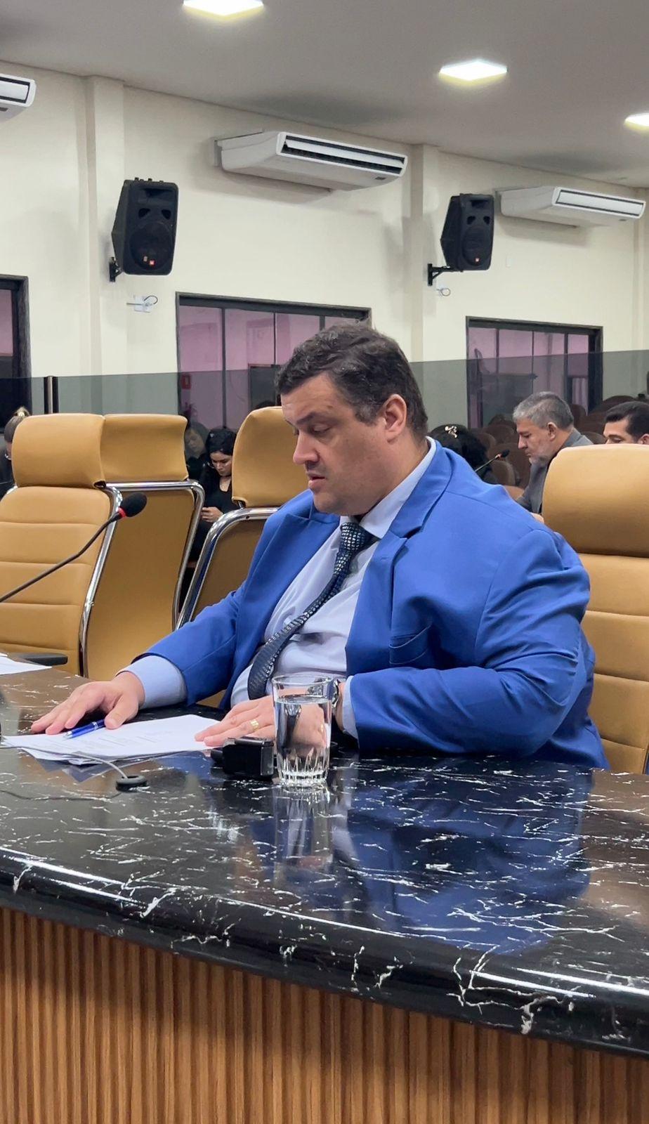 Câmara de Porto Velho aprova projeto de lei para regulamentar fiação aérea na cidade