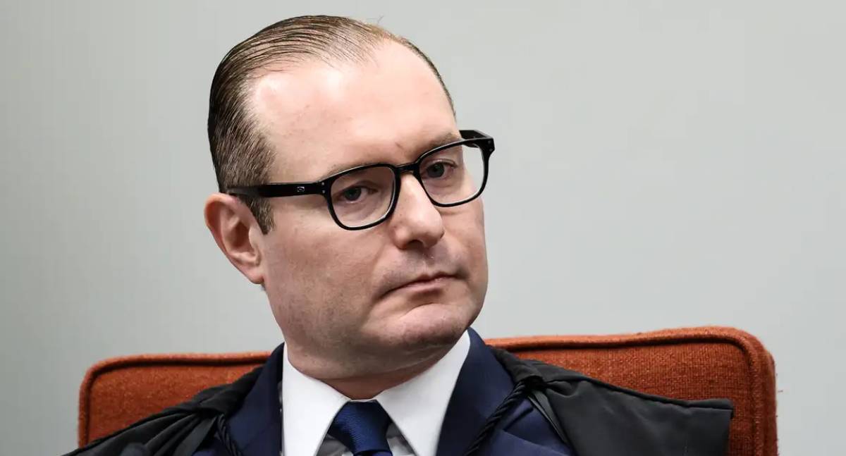 Cristiano Zanin assume relatoria de ação sobre a CPI do Banco Master no STF