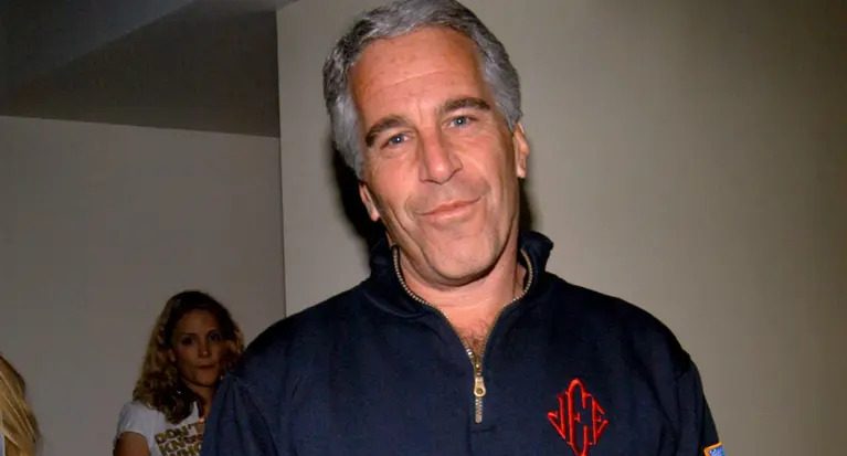 Guarda pesquisou nome de Jeffrey Epstein no Google minutos antes de corpo ser encontrado