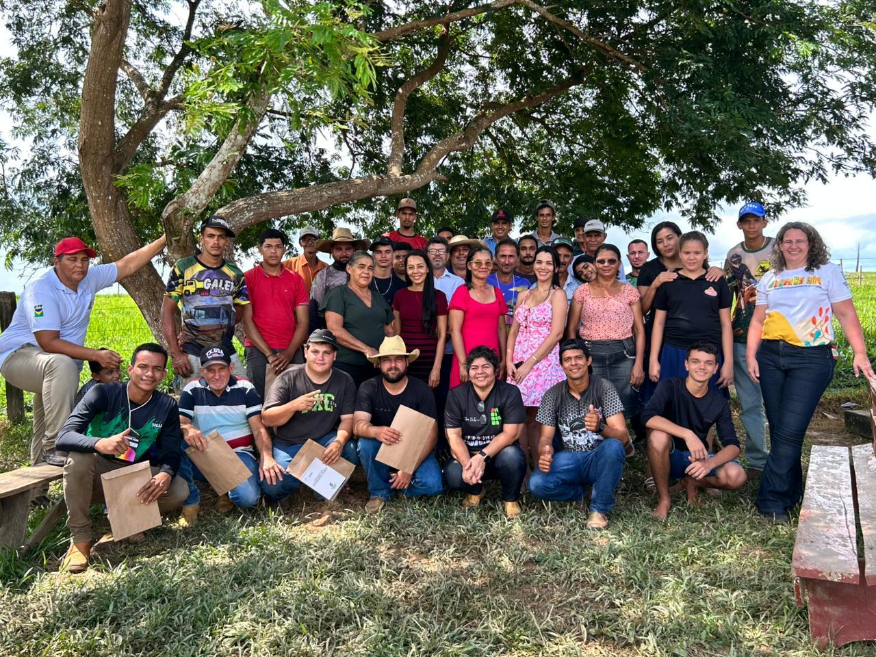 Recurso da deputada Sílvia Cristina garante curso de operador e manutenção de trator, em Alvorada do Oeste