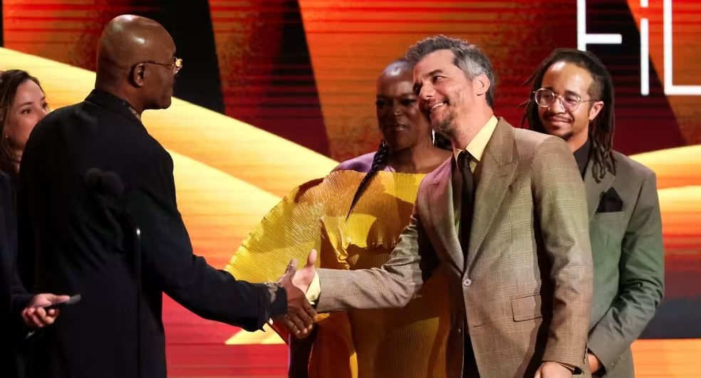 Revista prevê derrota de “O Agente Secreto” no Oscar 2026