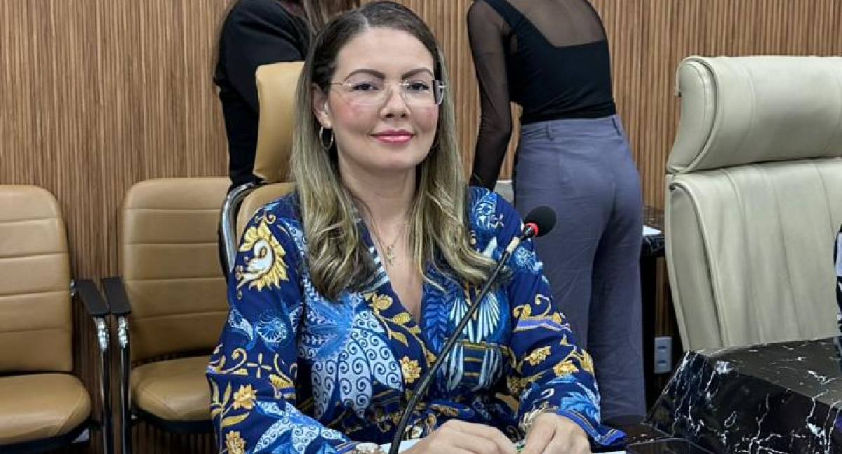 Sofia Andrade cobra reconhecimento às mulheres na política