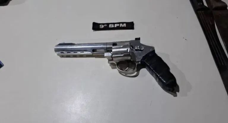 Homem é preso por embriaguez ao volante após portar simulacro de arma em Porto Velho