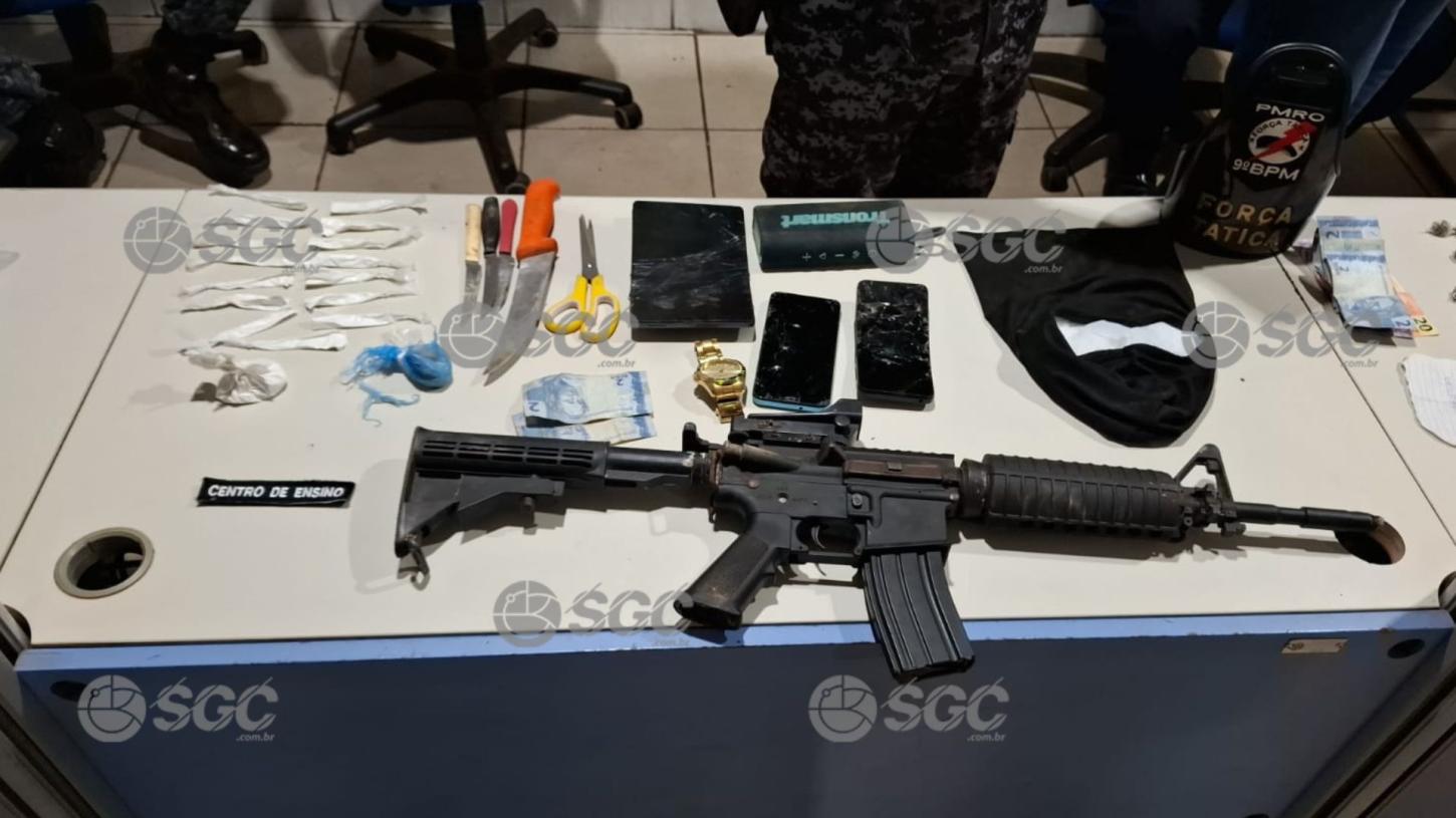 PM prende sete suspeitos e apreende drogas e réplica de fuzil na zona Sul de Porto Velho