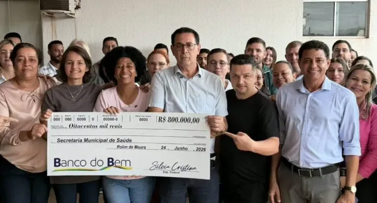 Silvia Cristina participa da entrega de mais de R$ 1,6 milhão em Rolim de Moura