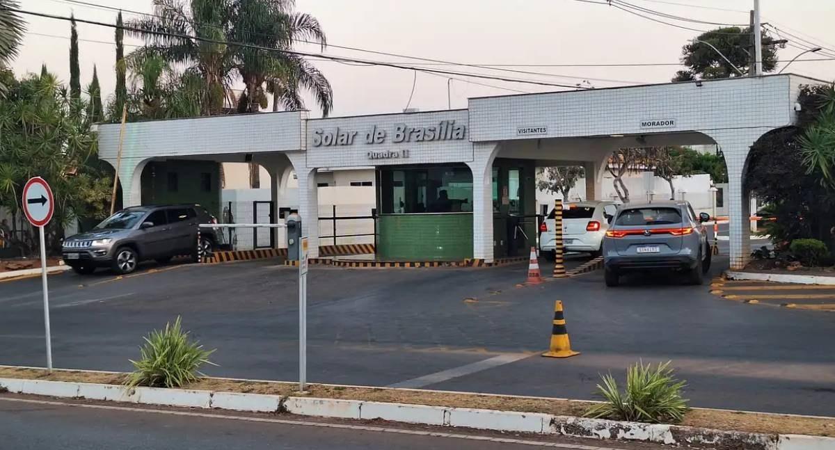 Alexandre de Moraes autoriza retomada de visitas a Jair Bolsonaro em prisão domiciliar