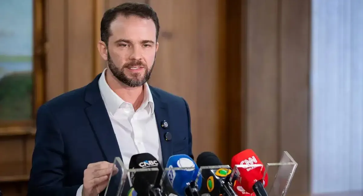 Governo ouvirá empresários antes de aplicar lei contra tarifas dos EUA