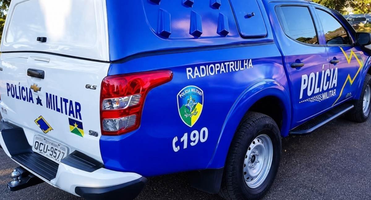 Mulher é agredida pelo ex-marido com socos, chutes e pauladas em RO
