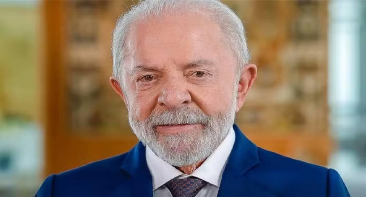 Partido Verde oficializa apoio à pré-candidatura de Lula à Presidência da República