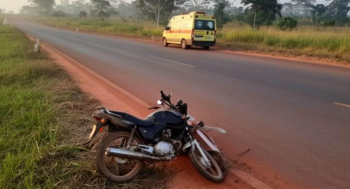 Queda de moto deixa motociclista ferido em zona rural de RO