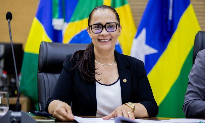 Rosangela Donadon solicita recuperação asfáltica entre a Linha 3 e Cabixi para reforçar segurança dos motoristas