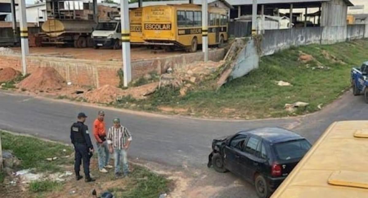 Colisão entre carro e moto deixa duas mulheres feridas em RO
