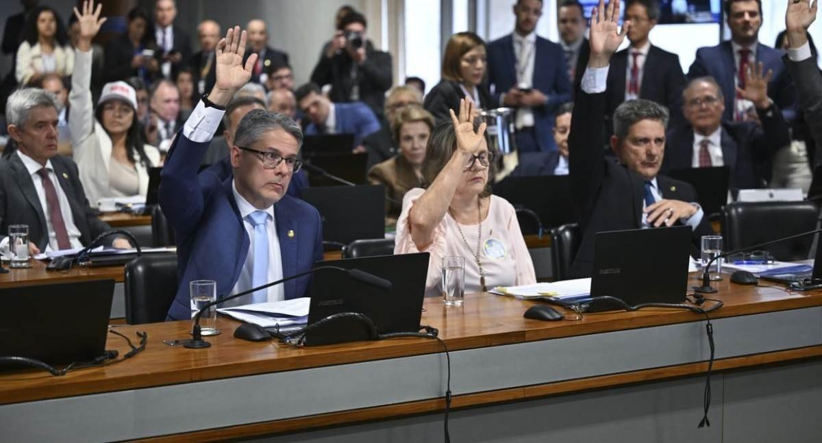 Comissão de Constituição e Justiça do Senado aprova texto-base da Proposta de Emenda à Constituição da Segurança Pública