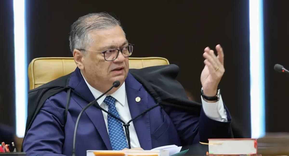 Flávio Dino determina inquérito na Polícia Federal para investigar CVM sobre caso Banco Master