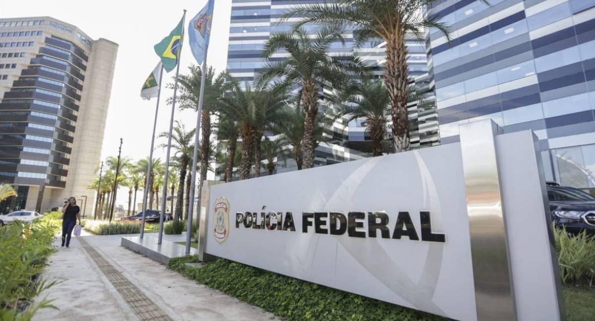 Gabinetes de ministros recebem íntegra de dados do celular de Daniel Vorcaro depois de determinação