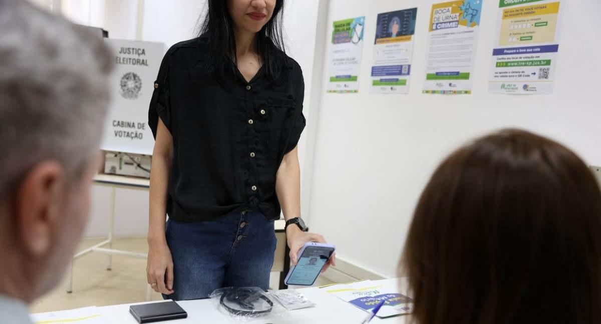 Candidatas e candidatos têm até esta sexta-feira para encerrar propaganda paga na imprensa escrita