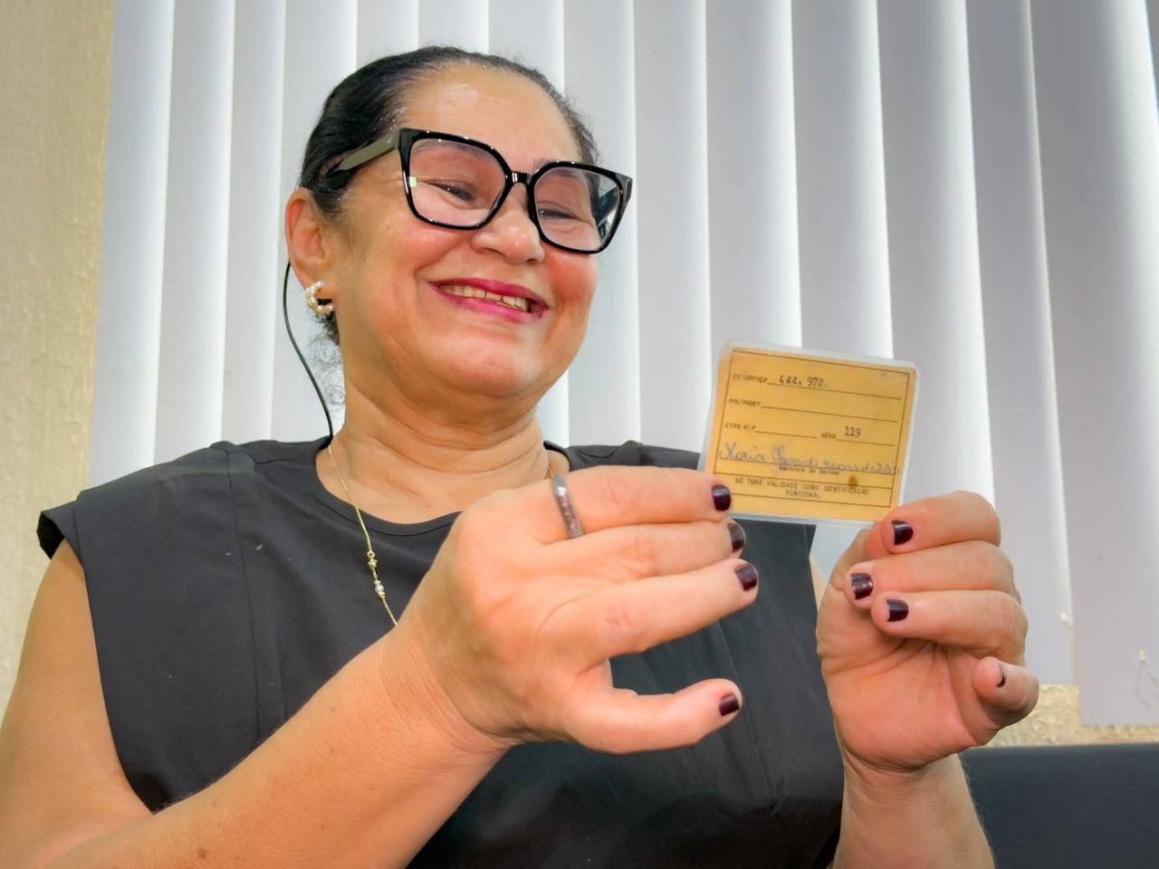“Eu amo ser servidora pública”: Dona Maria Alzineide celebra quase 45 anos de dedicação à Prefeitura