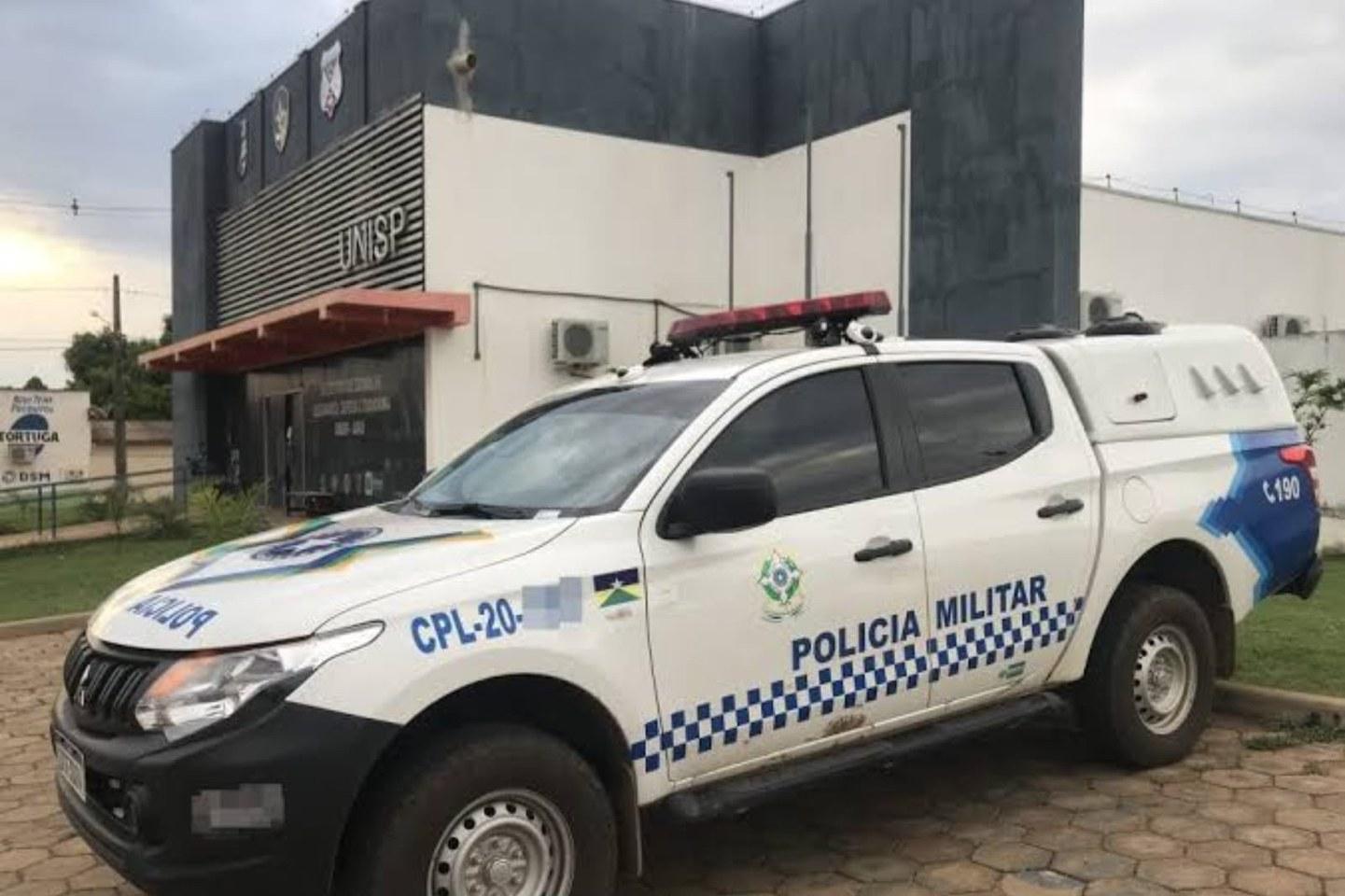 Homem é preso por suspeita de ato obsceno perto de crianças