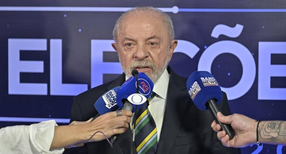Lula pede ao TSE quebra de sigilos bancário e fiscal condicionada a desafio feito a Flávio Bolsonaro