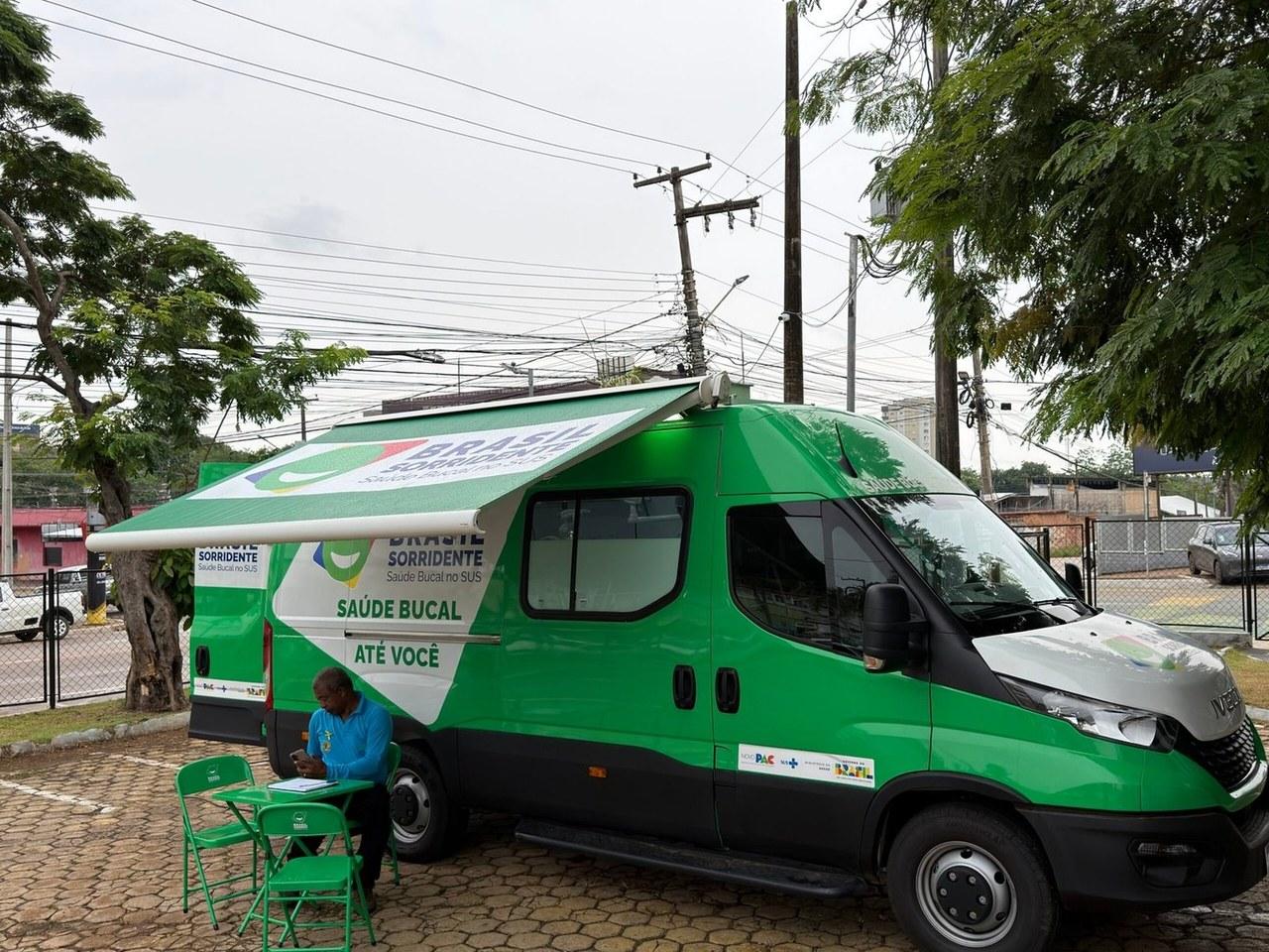 Prefeitura entrega Unidade Odontológica Móvel para ampliar atendimento em Porto Velho