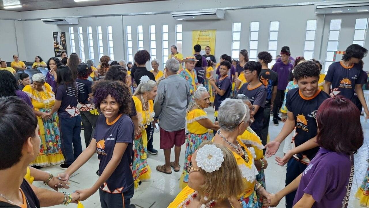Profissionais do Detran-RO usam a pedagogia para educar e conscientizar sobre o trânsito nas escolas